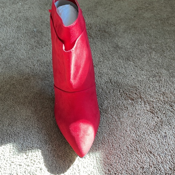 Brand new Red ankle boots - Picture 4 of 6